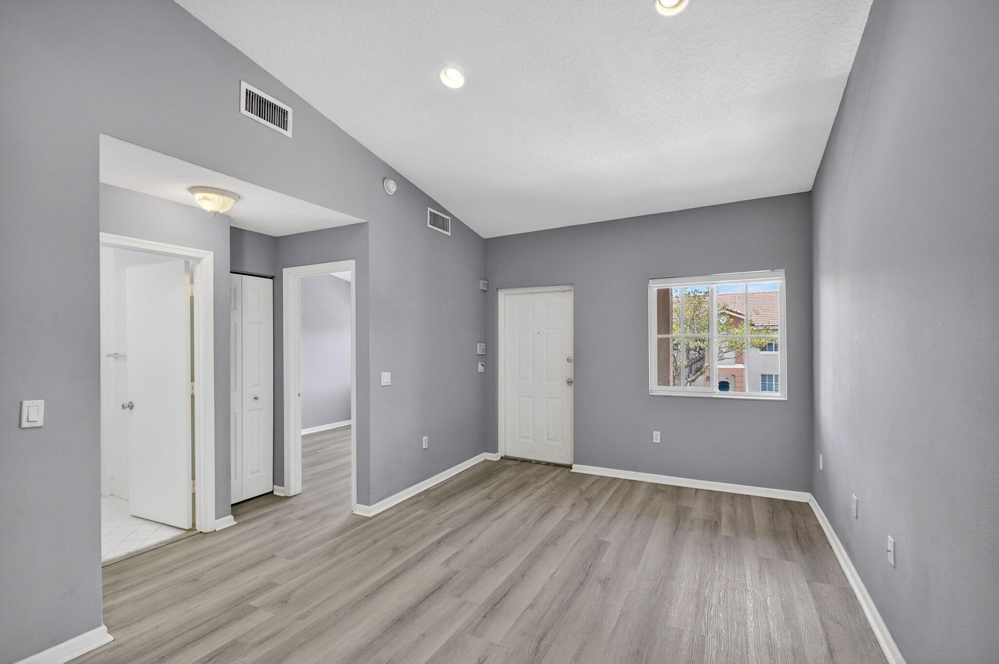 3790 North Jog Road, Unit 203 West Palm Beach, FL 33411 - Photo 7 of 48 7-web-or-mls-DSC_3720