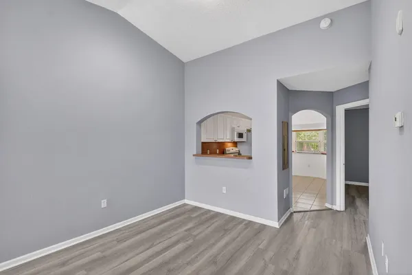 $1,900 | 3790 North Jog Road, Unit 203, West Palm Beach, FL 33411