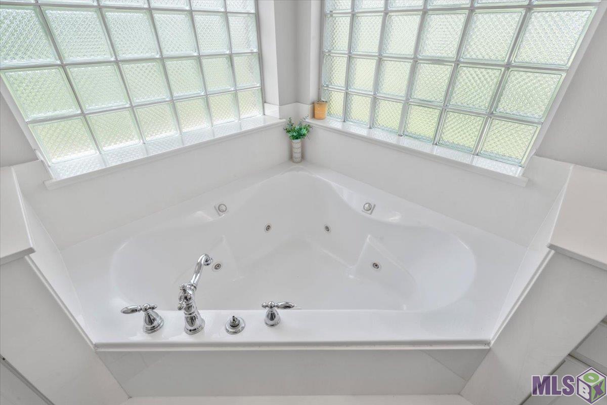 10682 Sims Road Denham Springs, LA 70706 - Photo 18 of 45 Gallery Image 18