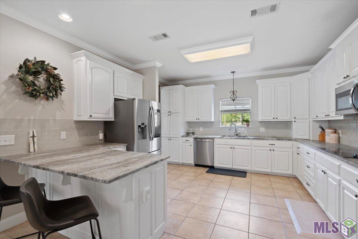 10682 Sims Road Denham Springs, LA 70706 - Photo 7 of 45 Gallery Image 7