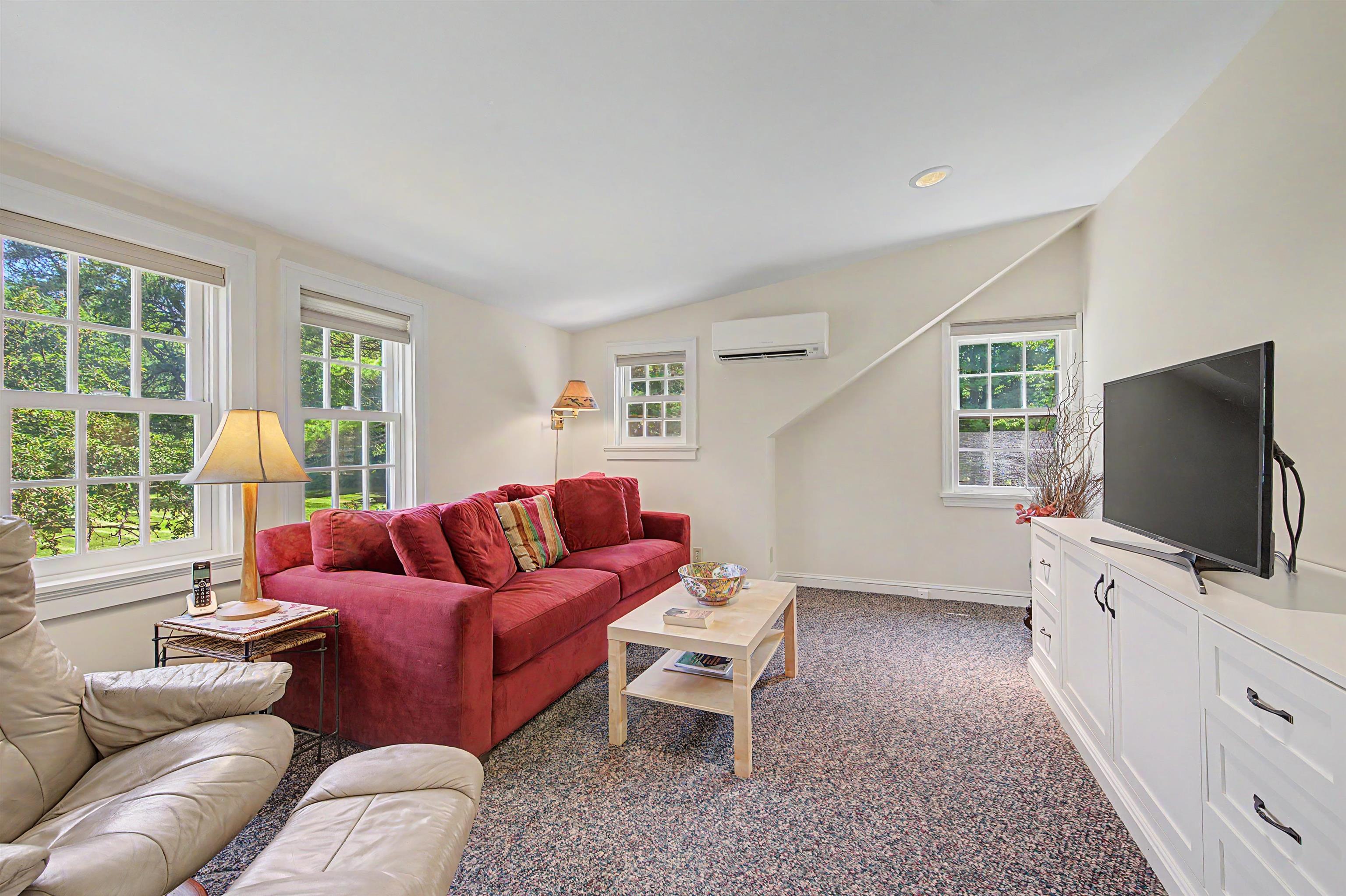 100 Page Road New London, NH 03257 - Photo 36 of 60