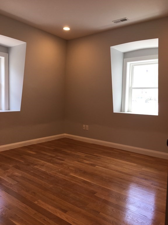 17 Alpine Street, Unit 2 Boston, MA 02119 - Photo 9 of 15