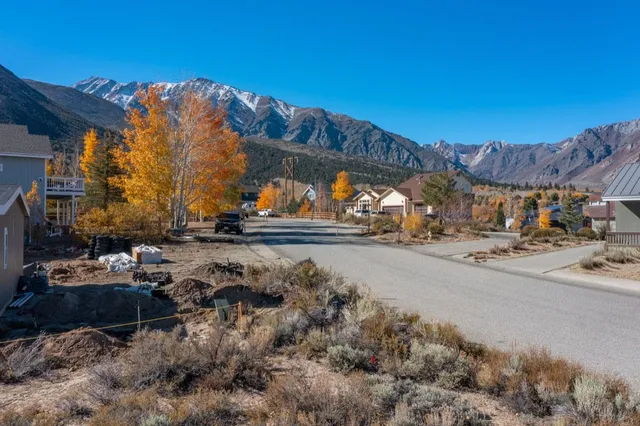 $160,000 | 35 Larkspur Lane, Unit 17, Mammoth Lakes, CA 93546