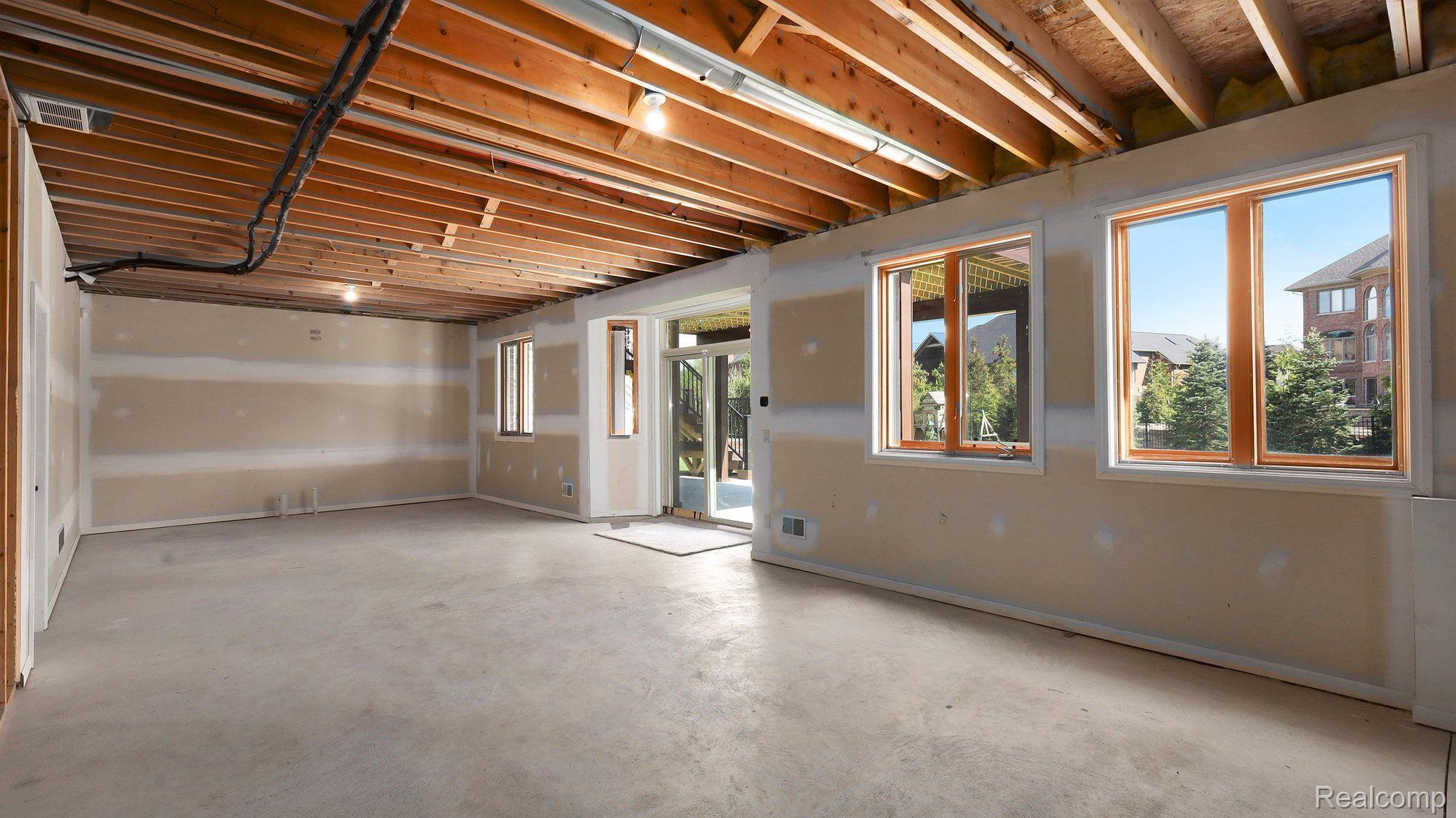 8778 Inverness Washington, MI 48095 - Photo 39 of 56 Gallery Image 39