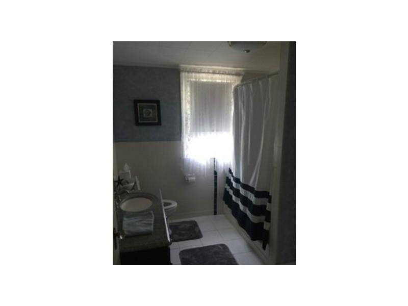 302 Butler Road Saxonburg, PA 16056 - Photo 21 of 23 Full Bath.