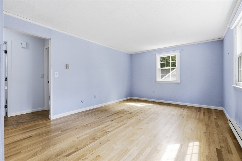 12 Hemlock Road Westford, MA 01886 - Photo 6 of 37
