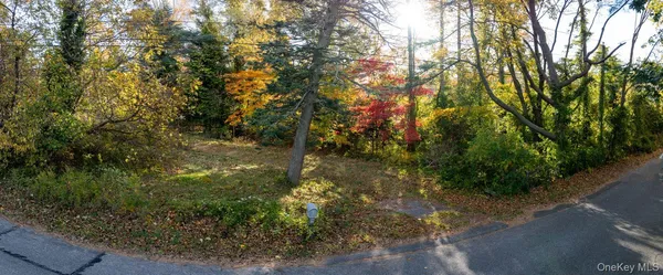 $1,950,000 | 81 Old Broadway Avenue, Sayville, NY 11782