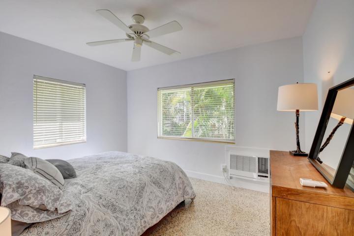 1006 Casuarina Road, Unit 7 Delray Beach, FL 33483 - Photo 10 of 26 c11
