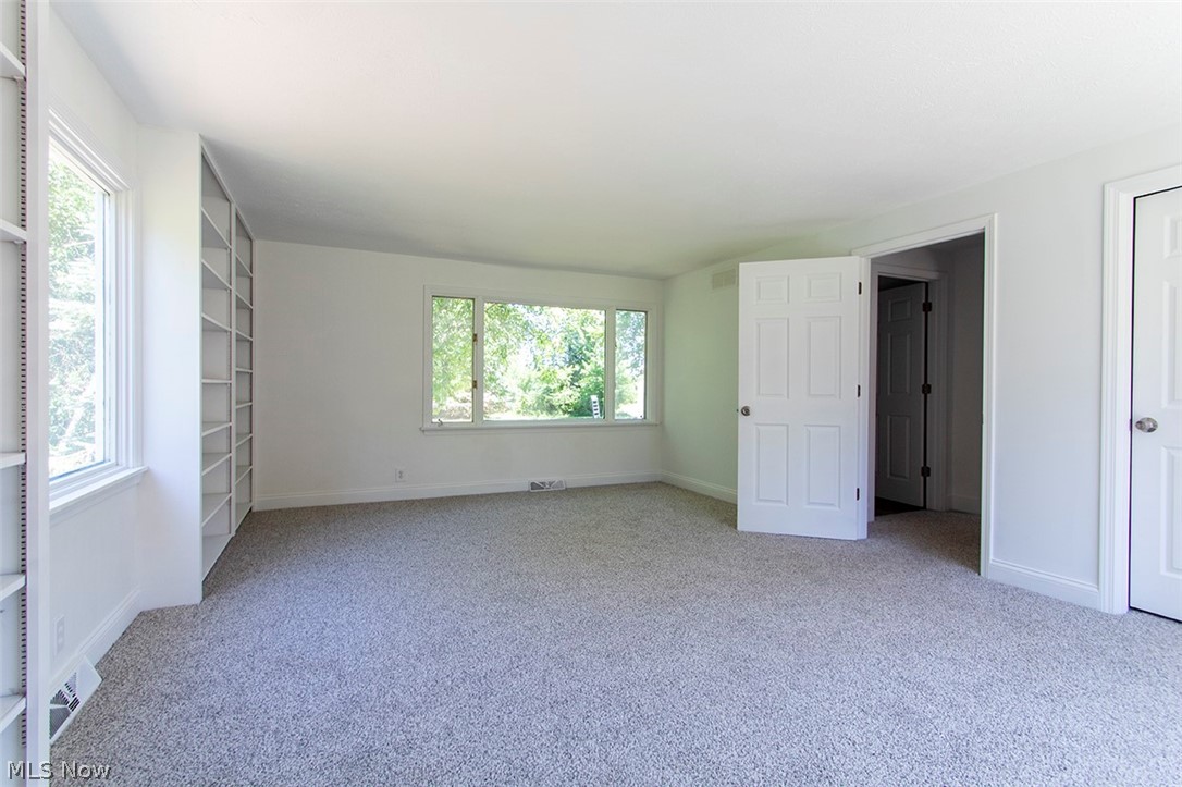2739 South Cleveland Massillon Road Barberton, OH 44203 - Photo 12 of 28