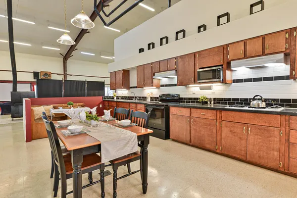 $598,000 | 35210 South Long Road, Cheney, WA 99004