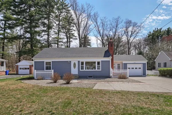 $379,900 | 2401 Wilbraham Road, Springfield, MA 01129
