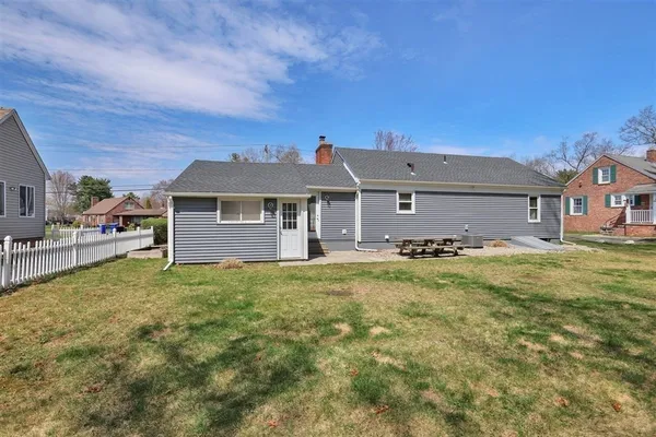 $379,900 | 2401 Wilbraham Road, Springfield, MA 01129