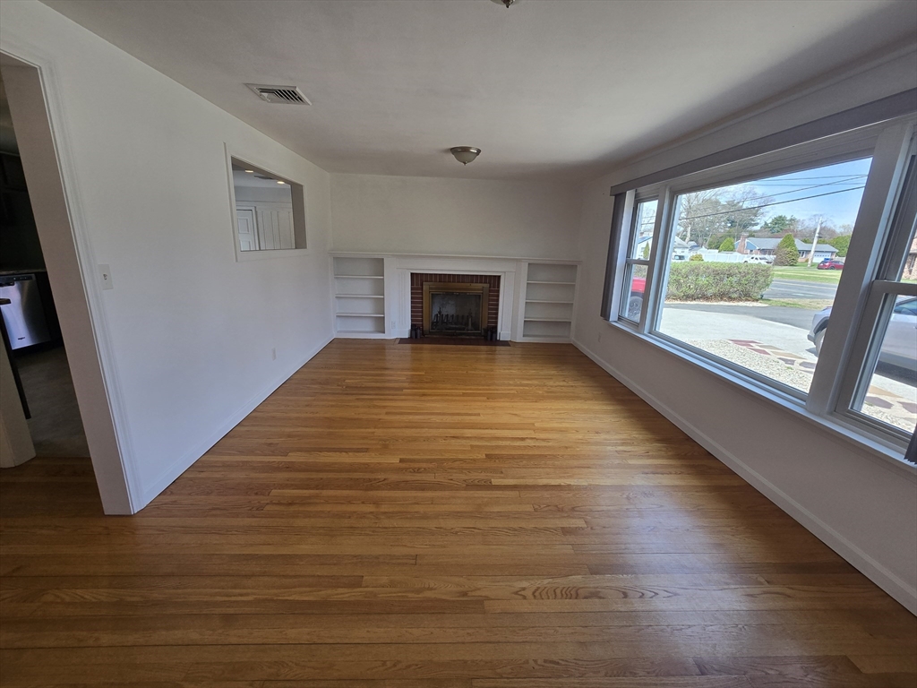 2401 Wilbraham Road Springfield, MA 01129 - Photo 3 of 3