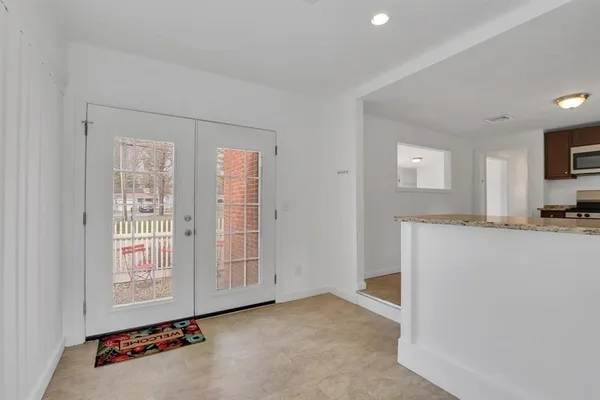 $379,900 | 2401 Wilbraham Road, Springfield, MA 01129