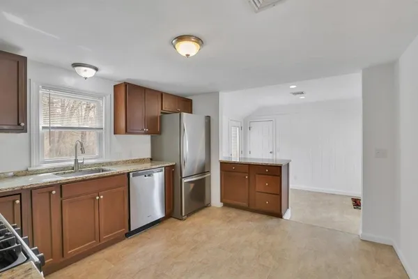 $379,900 | 2401 Wilbraham Road, Springfield, MA 01129
