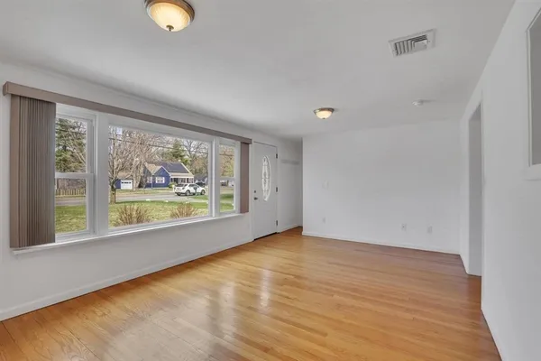 $379,900 | 2401 Wilbraham Road, Springfield, MA 01129