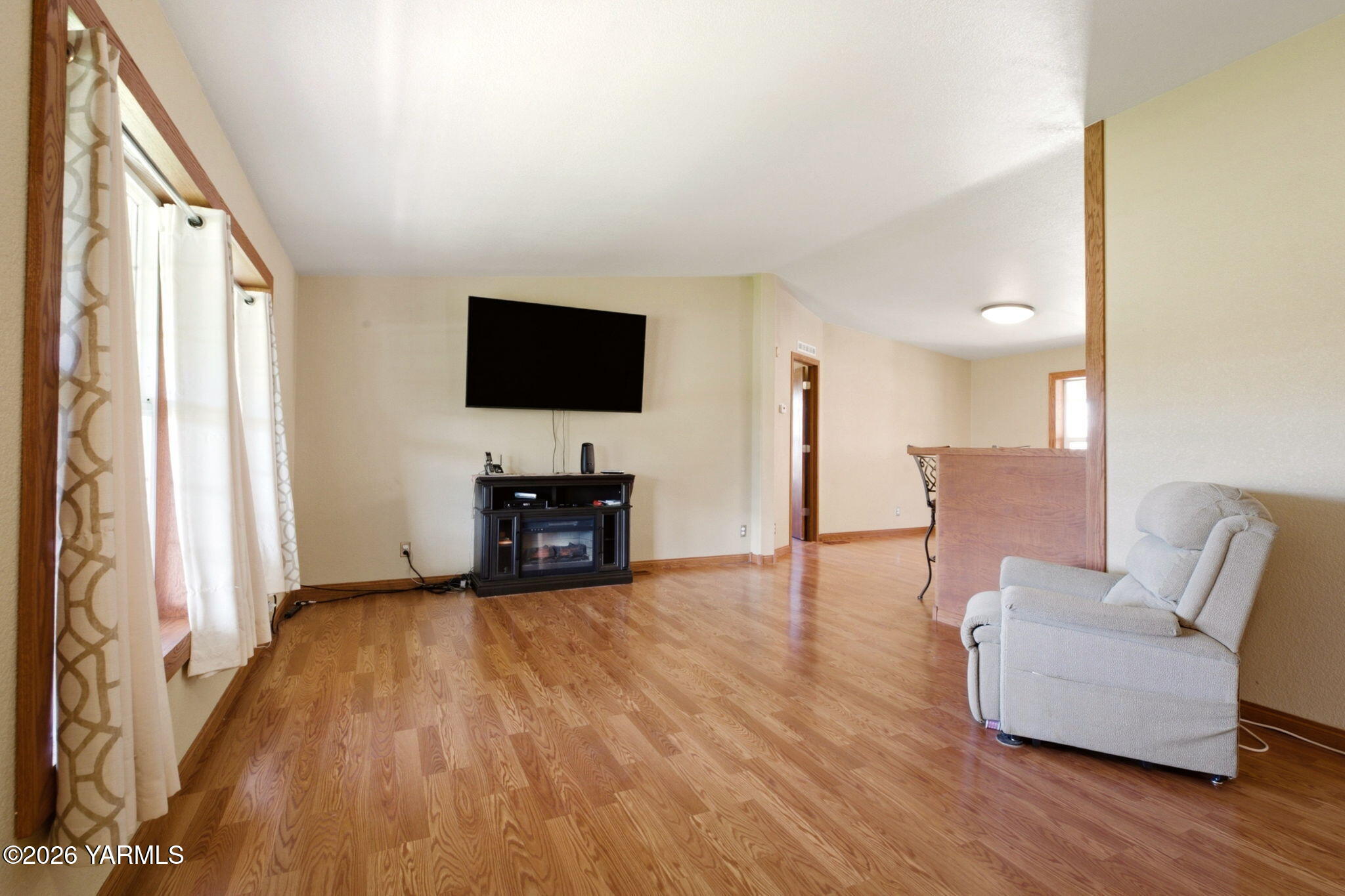 2815 La Framboise Road Moxee, WA 98936 - Photo 4 of 21 Morris_260610_LaFramboise_Moxee_13
