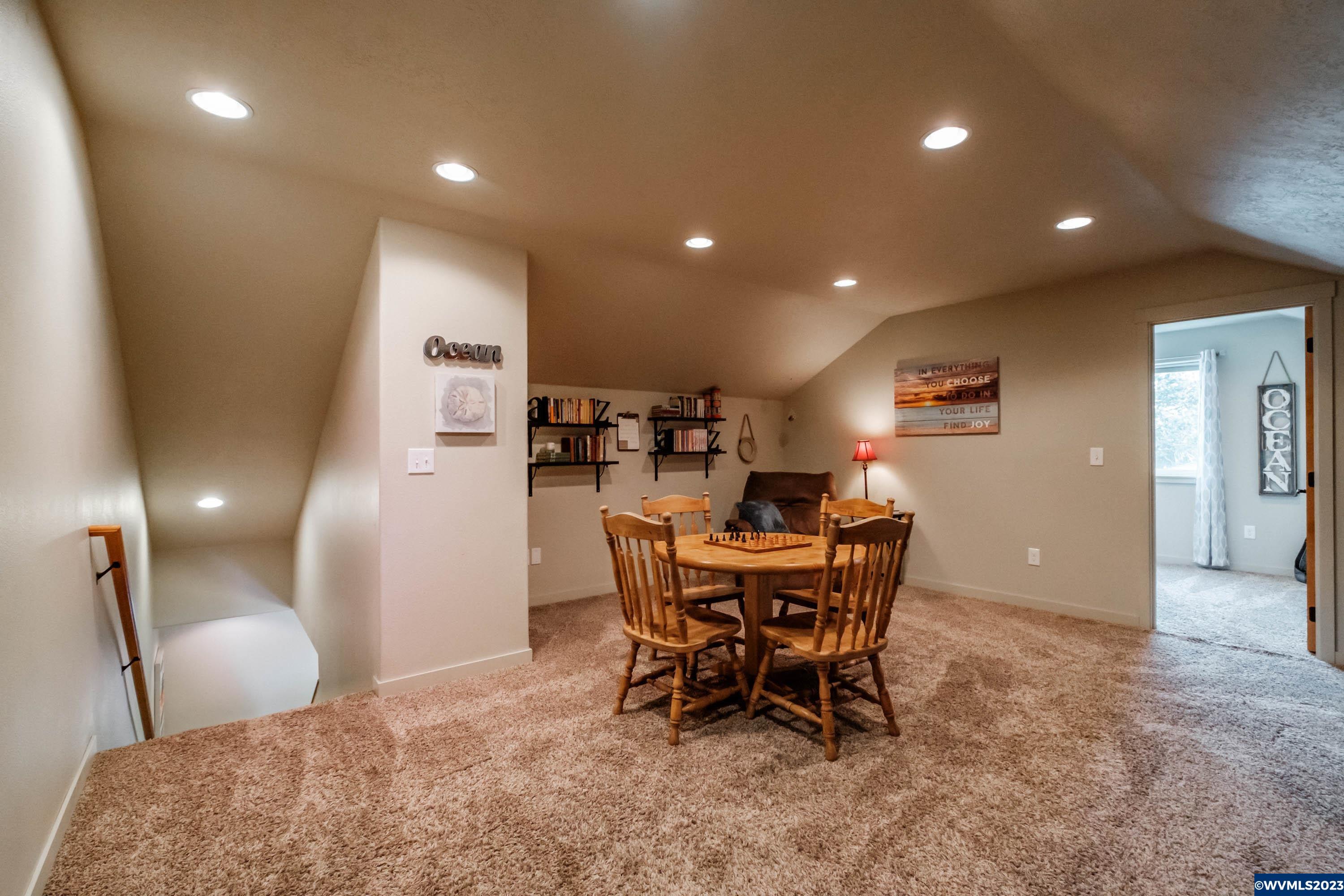 2911 Oak Ridge Street Northwest Albany, OR 97321 - Photo 24 of 40 Gallery Image 24