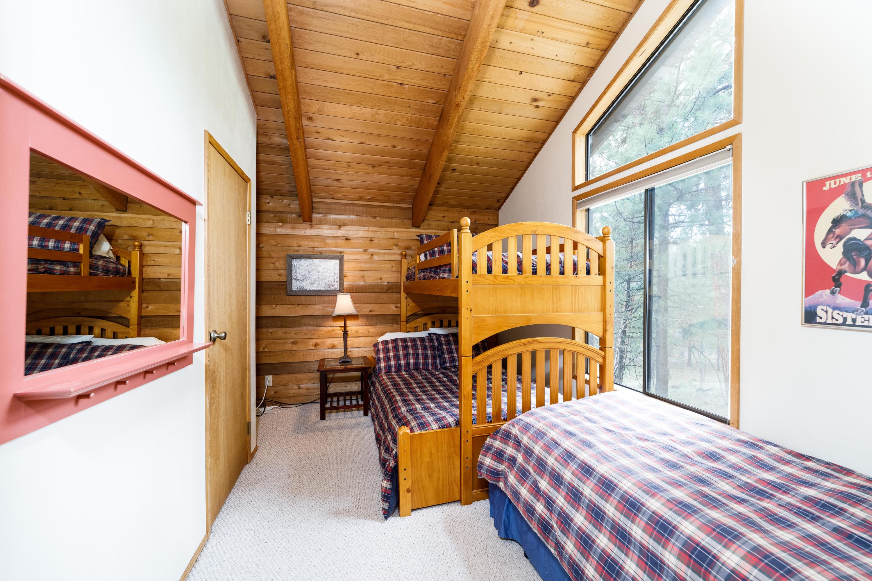 70767 Alpine Beauty, Unit RR16 Black Butte Ranch, OR 97759 - Photo 19 of 25 RR16 - 019