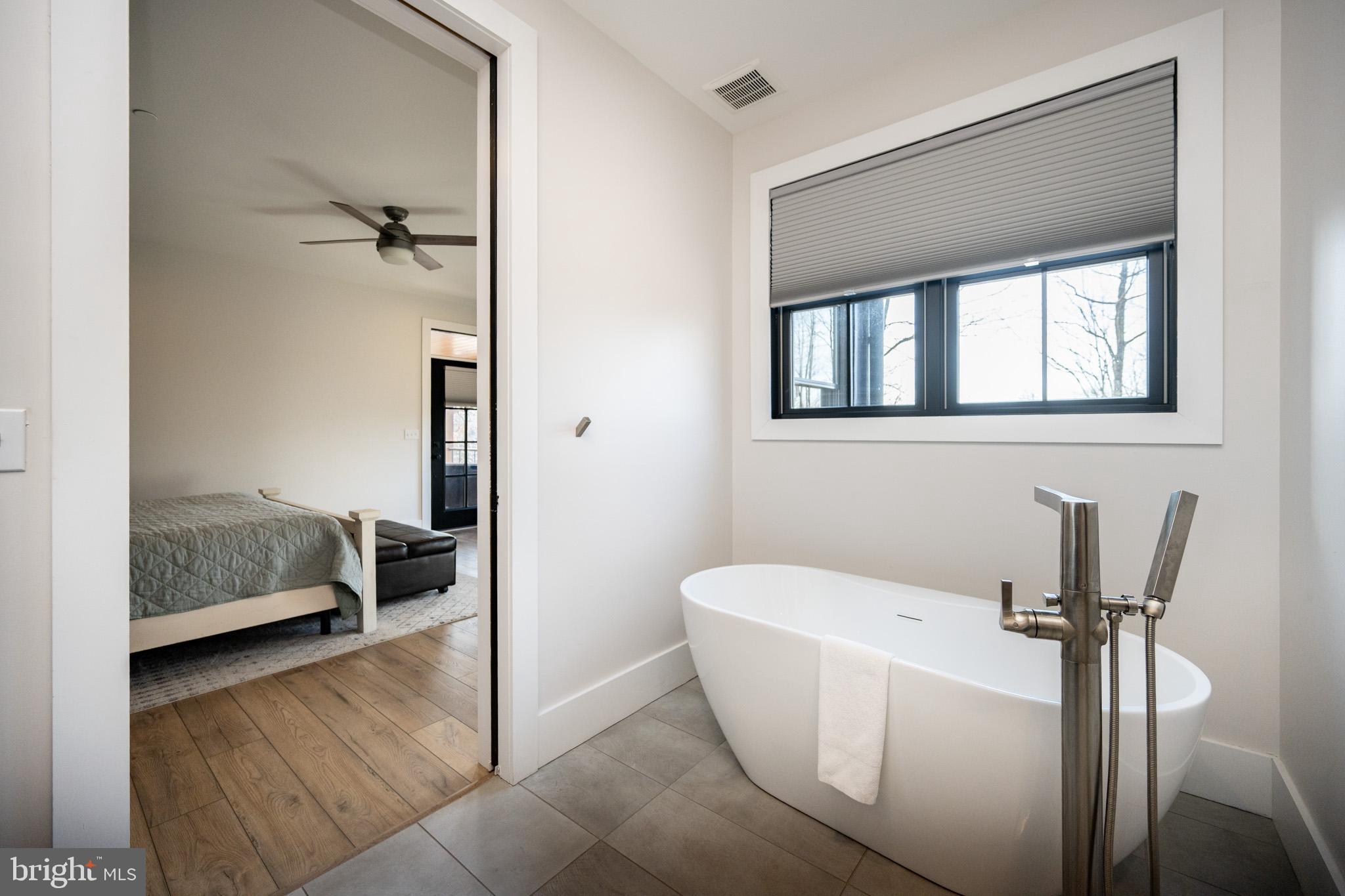 415 Mountaintop Road McHenry, MD 21541 - Photo 25 of 134