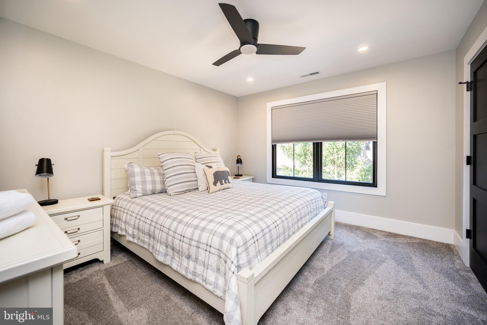 415 Mountaintop Road McHenry, MD 21541 - Photo 56 of 134