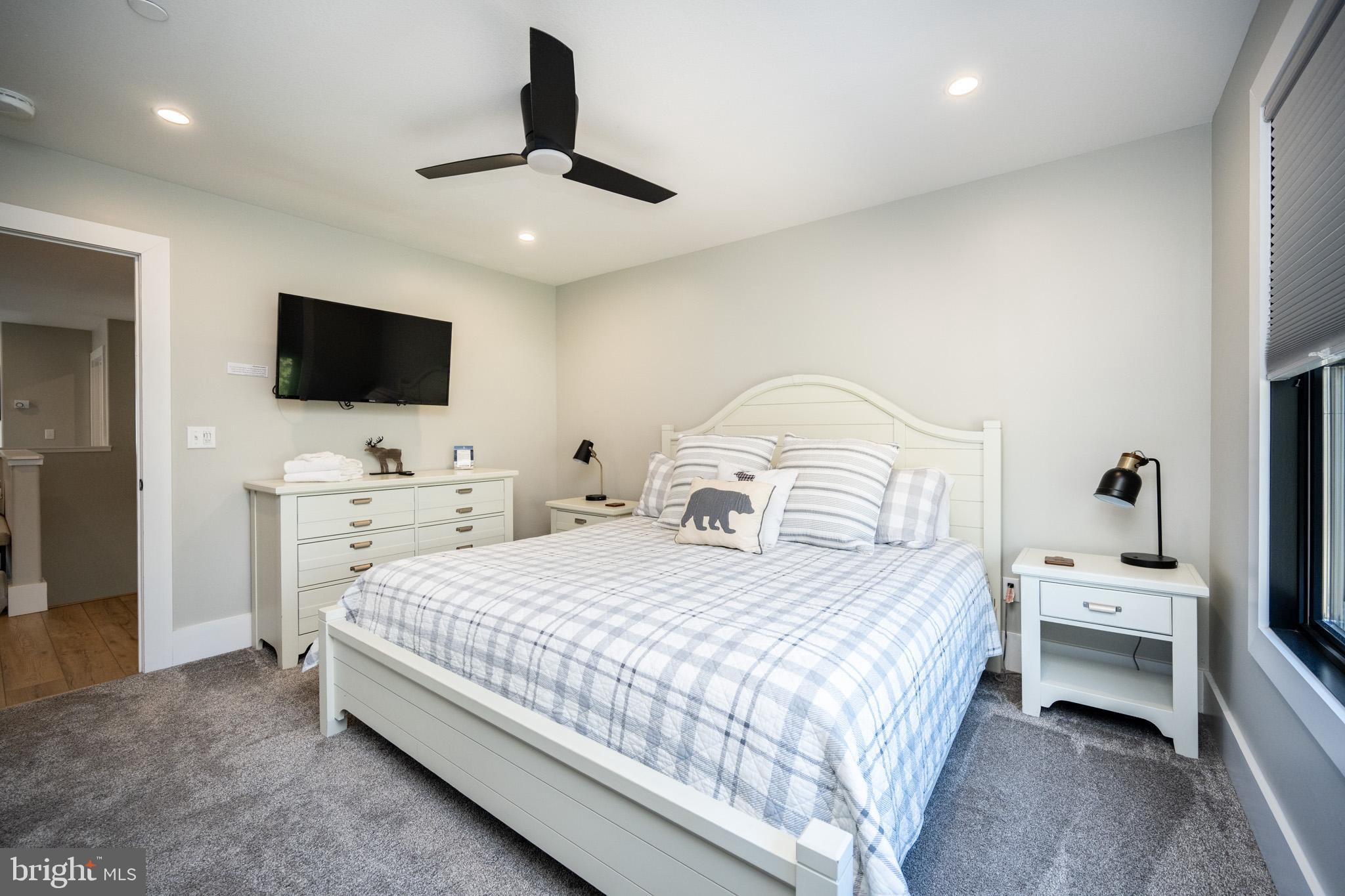 415 Mountaintop Road McHenry, MD 21541 - Photo 57 of 134