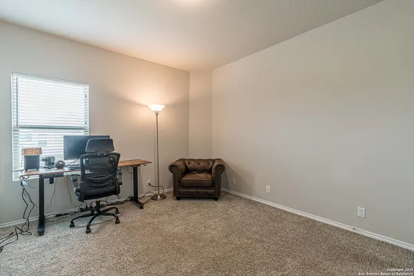 $1,650 | 9427 Somers Bend, San Antonio, TX 78211