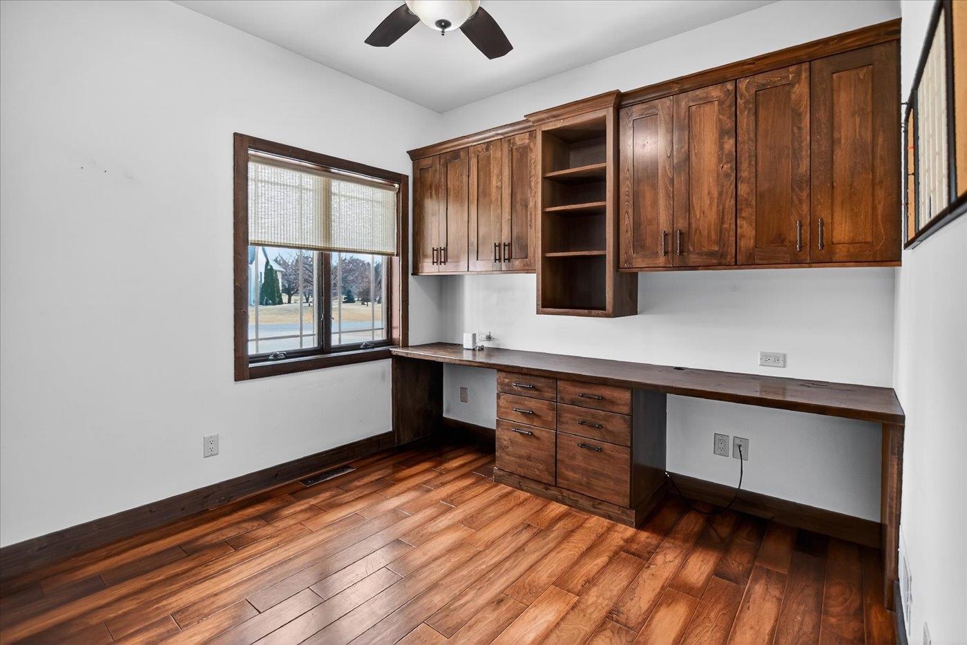 3168 Castleton Crossing Sun Prairie, WI 53590 - Photo 25 of 47