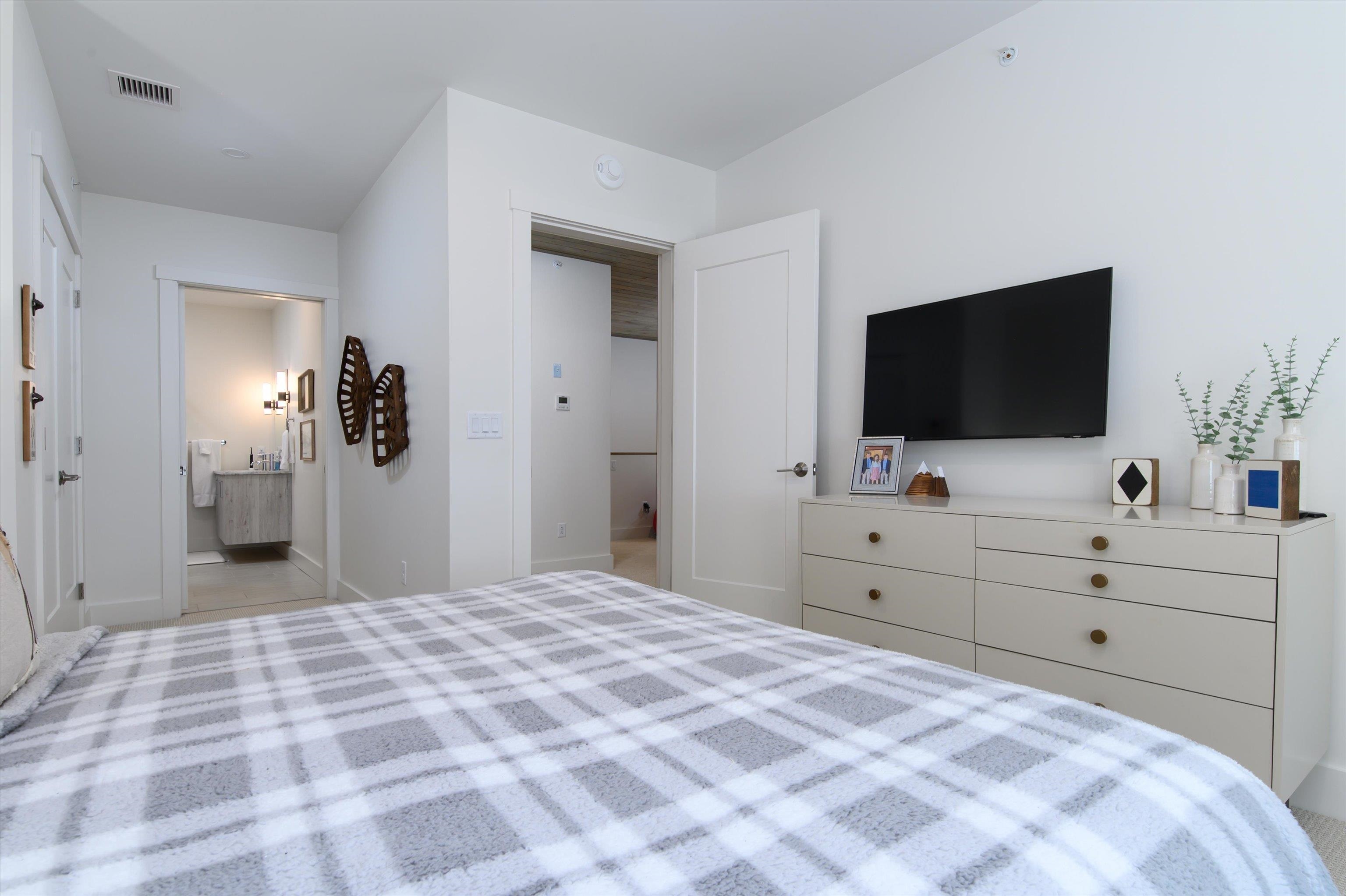 37 Village Center Road, Unit BLUE SPRUCE #4 Ludlow, VT 05149 - Photo 25 of 55