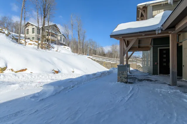 $1,695,000 | 37 Village Center Road, Unit BLUE SPRUCE #4, Ludlow, VT 05149