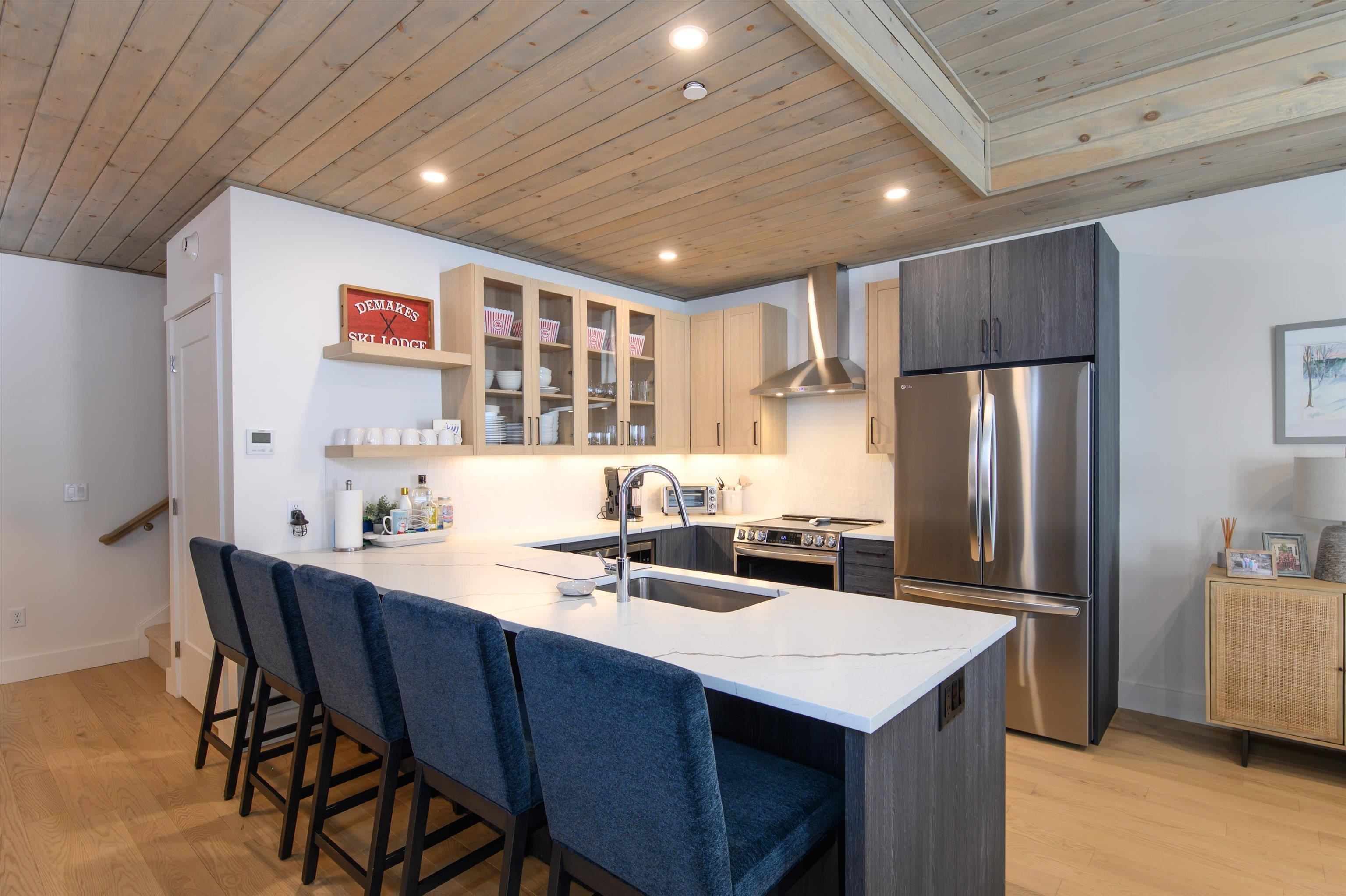 37 Village Center Road, Unit BLUE SPRUCE #4 Ludlow, VT 05149 - Photo 4 of 55