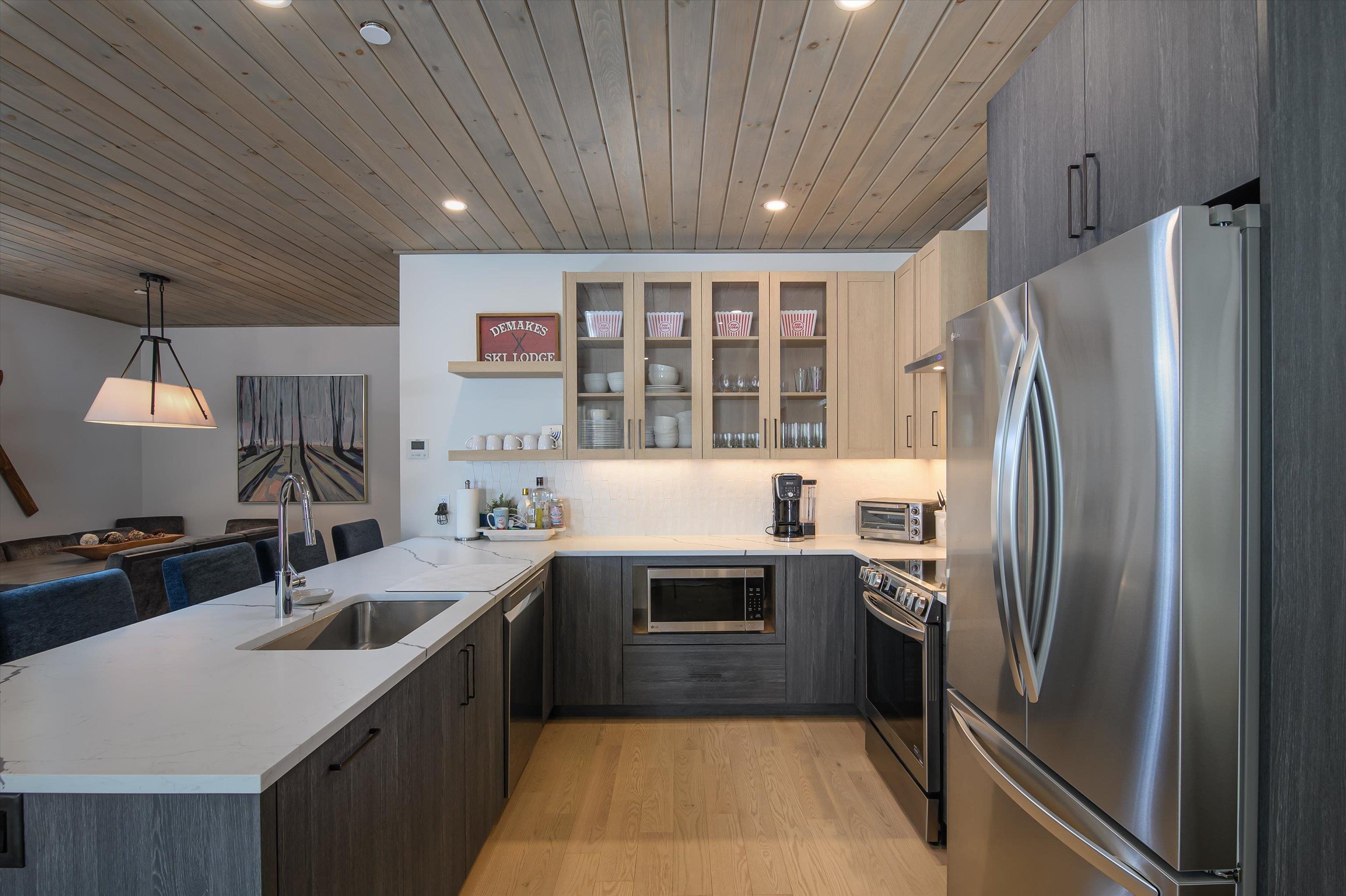 37 Village Center Road, Unit BLUE SPRUCE #4 Ludlow, VT 05149 - Photo 5 of 55