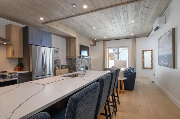 $1,695,000 | 37 Village Center Road, Unit BLUE SPRUCE #4, Ludlow, VT 05149