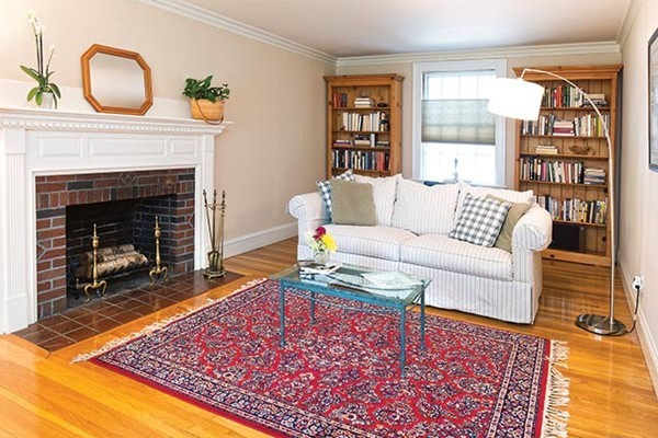 31 Nehoiden Road Newton, MA 02468 - Photo 3 of 11