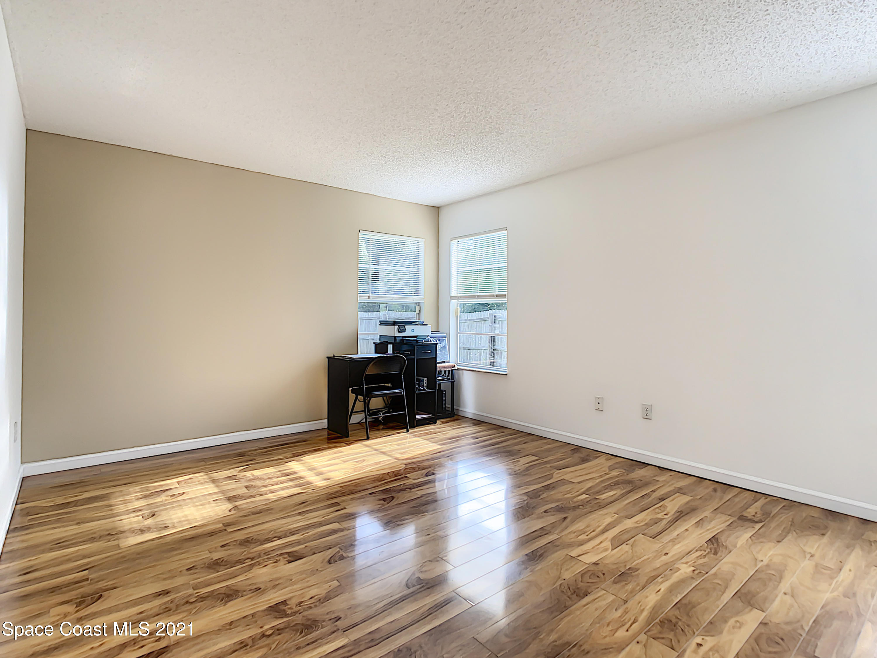 634 Waycross Road Southwest Palm Bay, FL 32908 - Photo 13 of 27 634 Waycross Road SW-19
