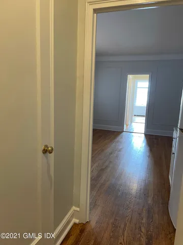 $2,200 | 271 Greenwich Avenue, Unit 2C, Greenwich, CT 06830