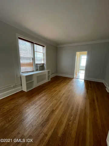 $2,200 | 271 Greenwich Avenue, Unit 2C, Greenwich, CT 06830