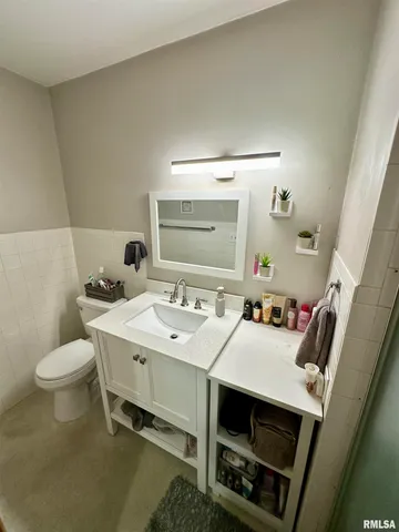 $218,000 | 3 Ivywood Drive, Jacksonville, IL 62650