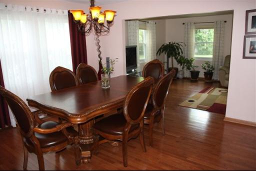 244 Timber Hill Road Buffalo Grove, IL 60089 - Photo 6 of 12