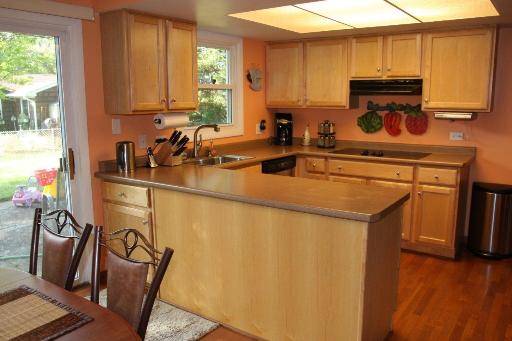 244 Timber Hill Road Buffalo Grove, IL 60089 - Photo 8 of 12