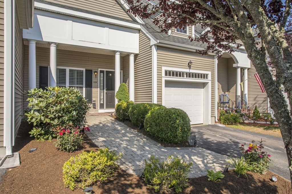 104 Meadow Lane, Unit 104 Randolph, MA 02368 - Photo 2 of 27 Gallery Image 2