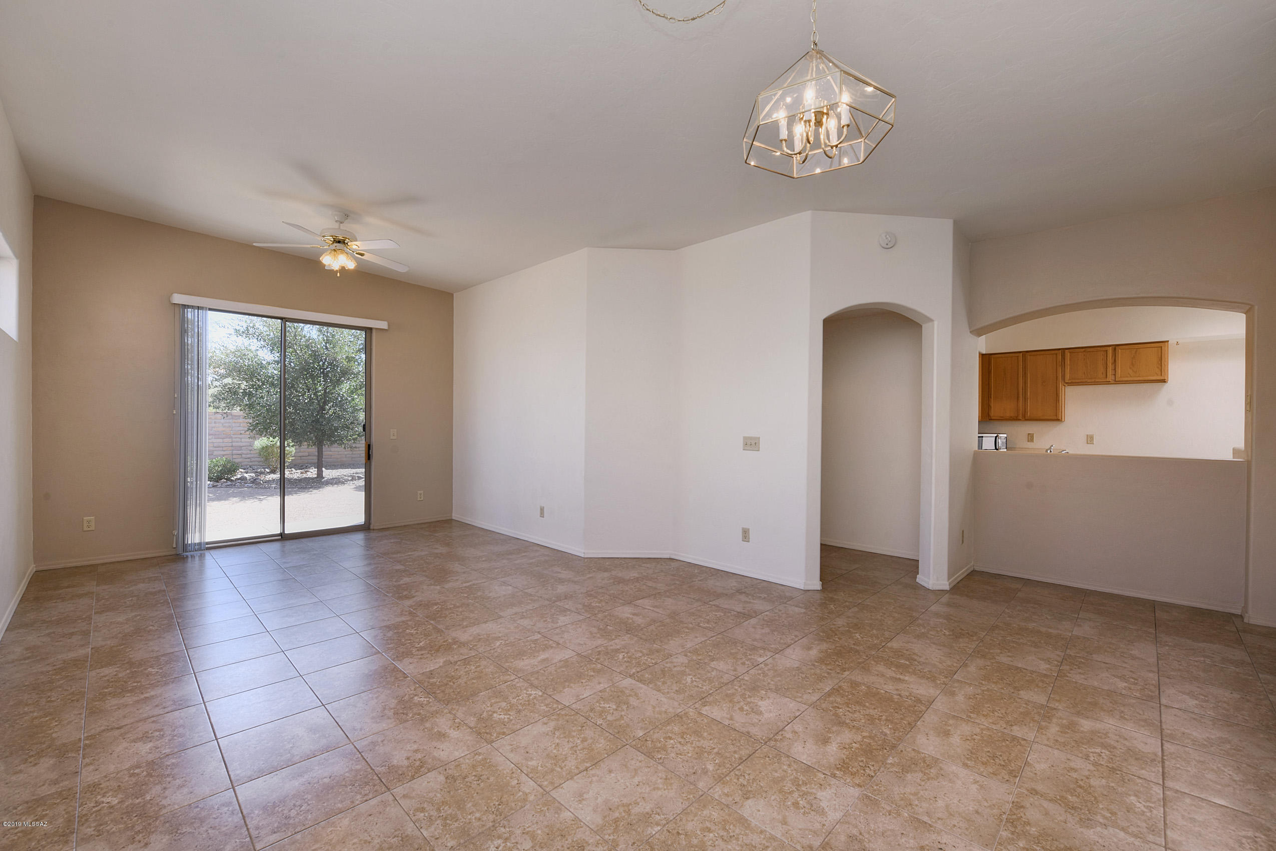 8546 North Sunny Rock Ridge Drive Tucson, AZ 85743 - Photo 5 of 22