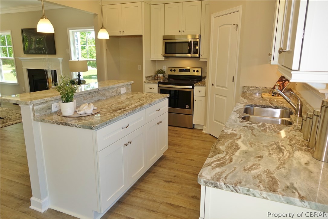 2246 Hayes Road Hayes, VA 23072 - Photo 9 of 35 Stunning Granite Counters