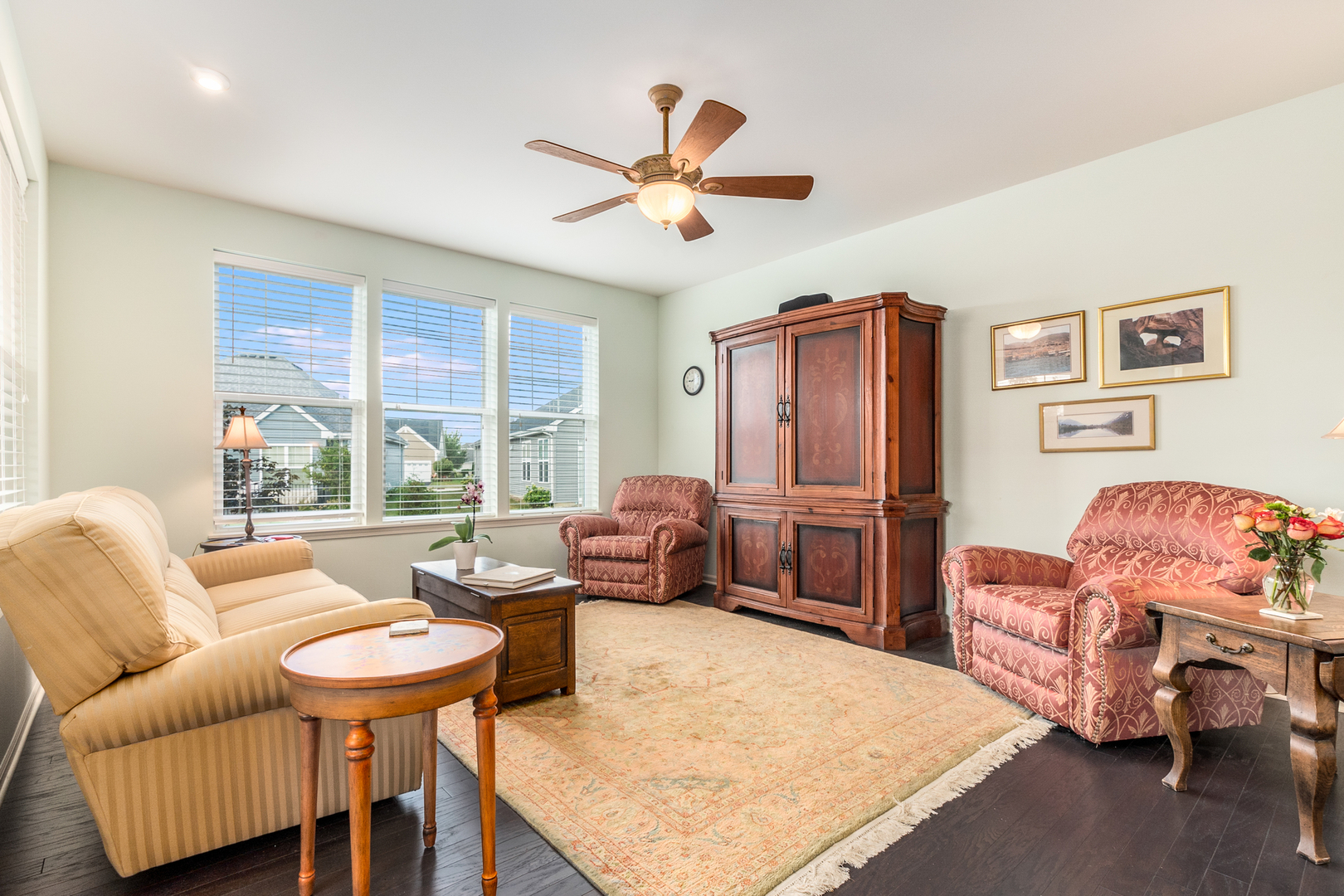 2655 Cranbrook Street Naperville, IL 60564 - Photo 2 of 21