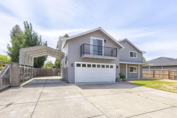 $470,000 | 196 Nadine Lane, Central Point, OR 97502