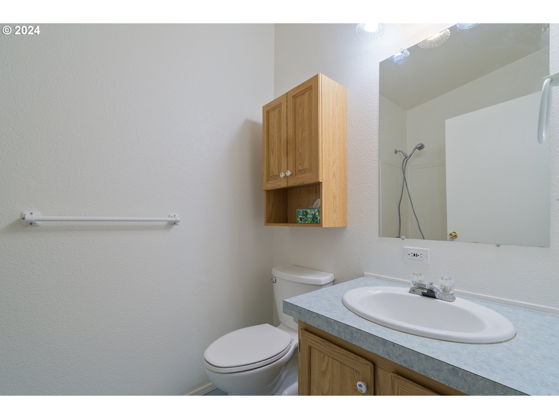 7976 South A Street Springfield, OR 97478 - Photo 17 of 24 Gallery Image 17