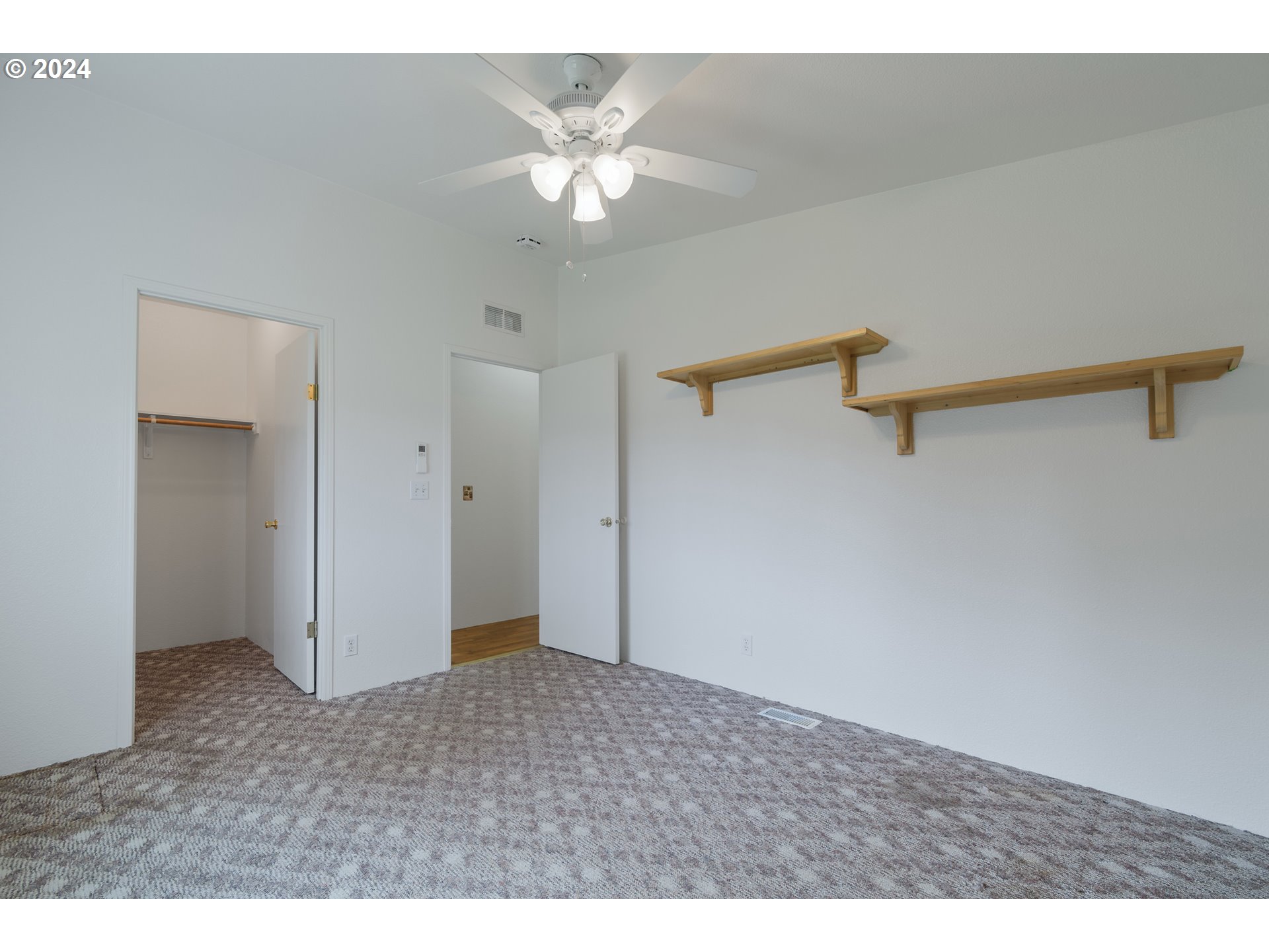 7976 South A Street Springfield, OR 97478 - Photo 18 of 24 Gallery Image 18