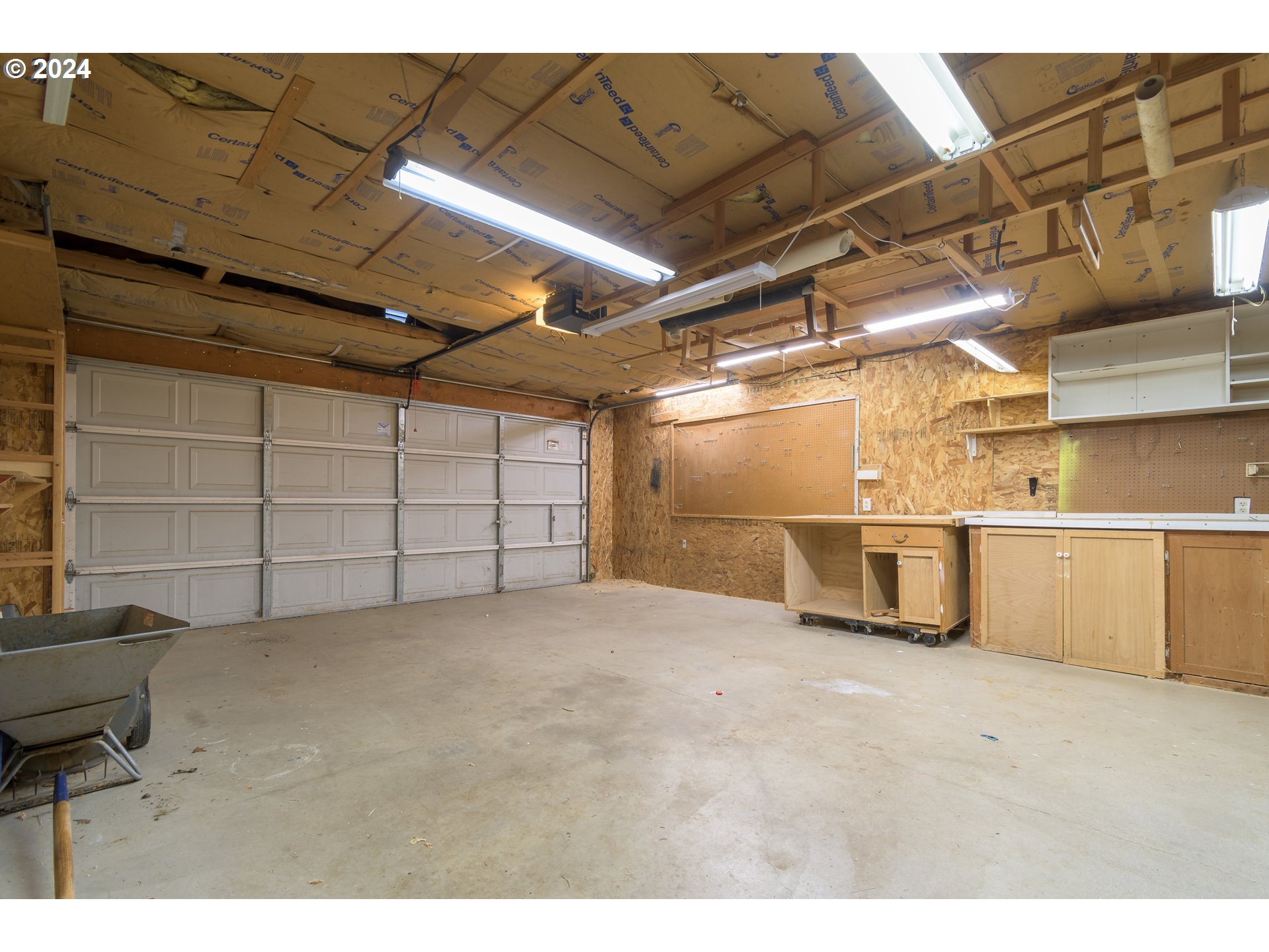 7976 South A Street Springfield, OR 97478 - Photo 23 of 24 Gallery Image 23