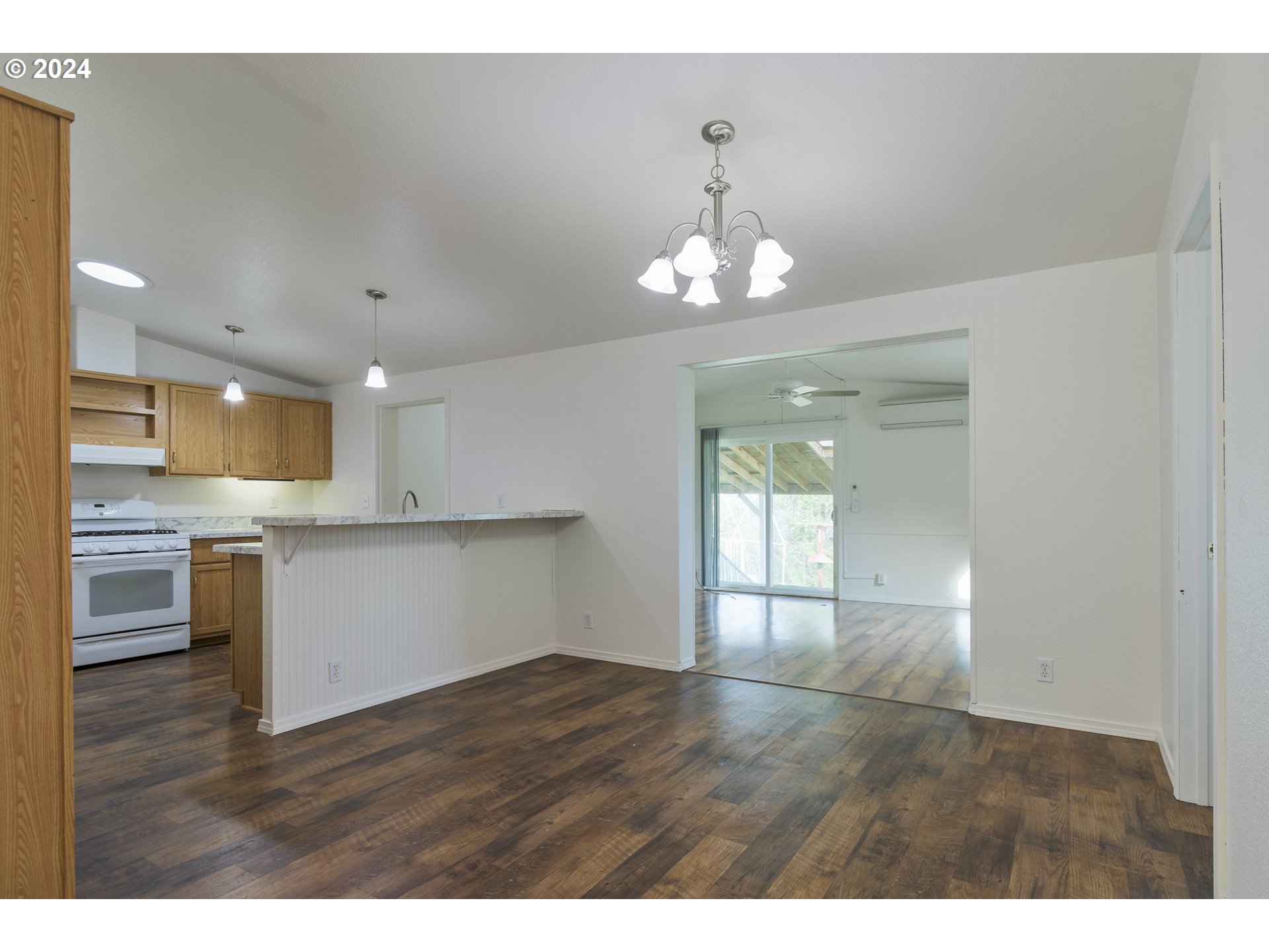 7976 South A Street Springfield, OR 97478 - Photo 6 of 24 Gallery Image 6