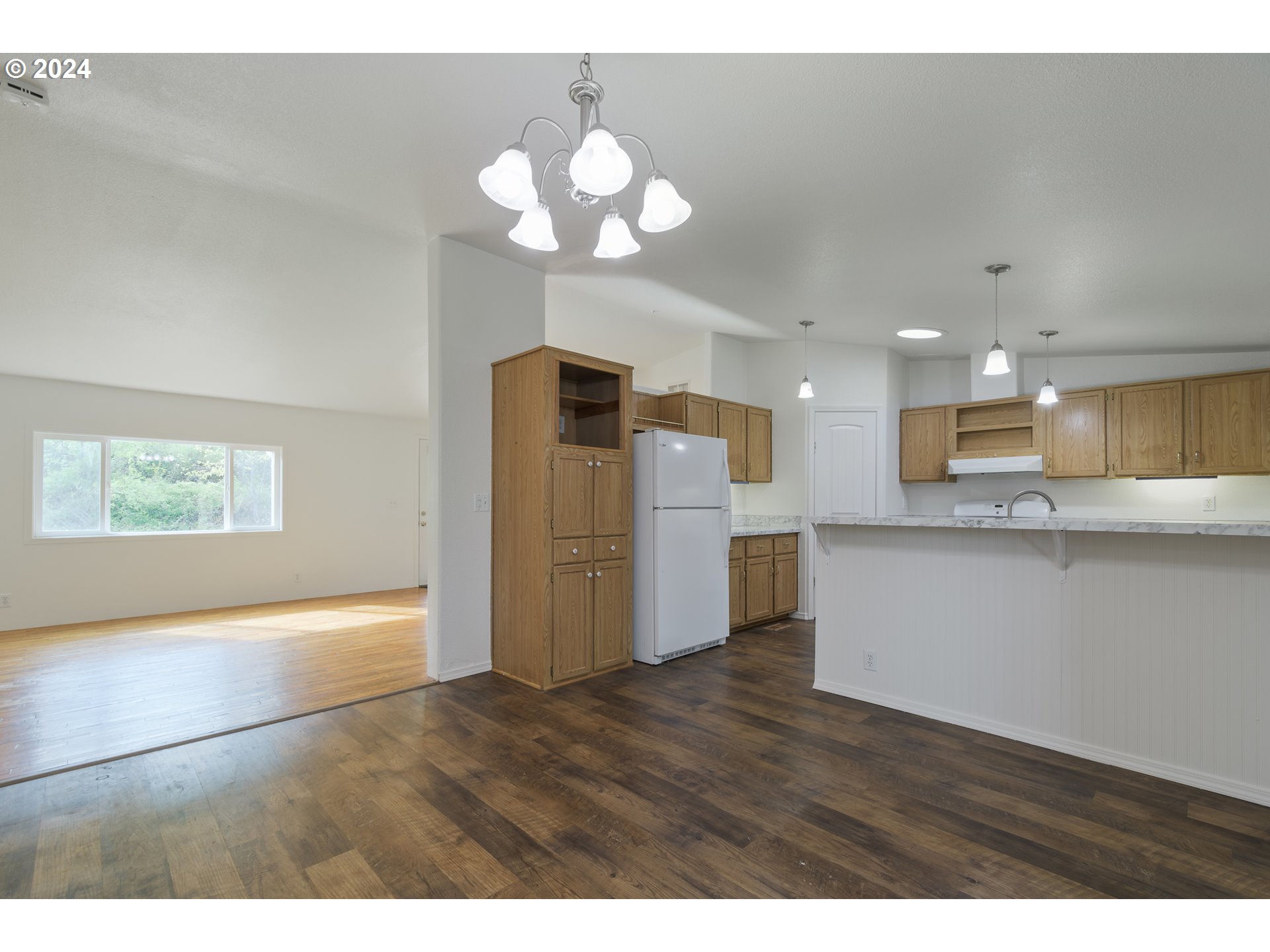 7976 South A Street Springfield, OR 97478 - Photo 7 of 24 Gallery Image 7